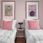 The Nordic Serenity - A Quiet Luxury Apartment Rovaniemi