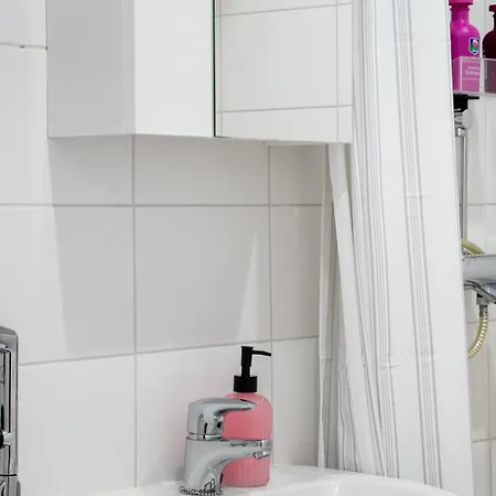 The Nordic Serenity - A Quiet Luxury Apartman